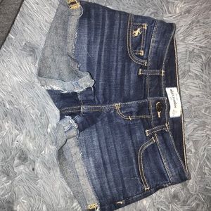 Never worn Abercrombie kids shorts